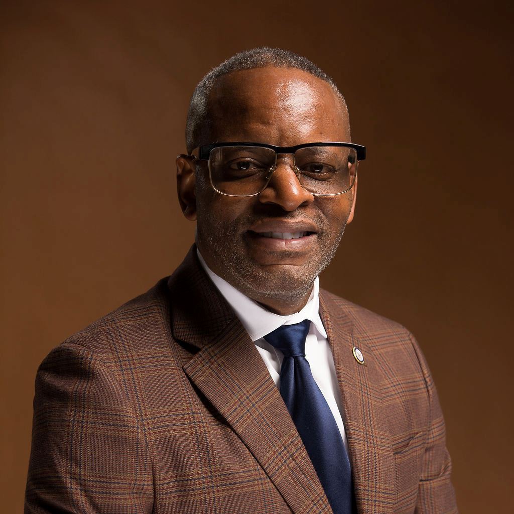 Dwight McMutry Headshot 2024